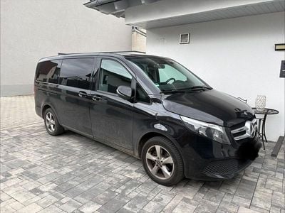 Gebraucht Mercedes V220 Edition 163 PS (119 kW) 2022 Schwarz Van / Kleinbus