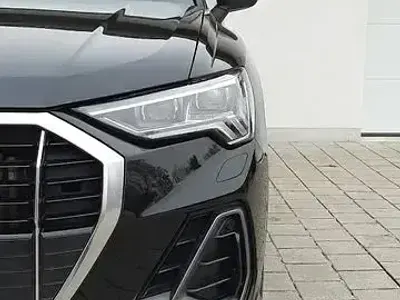 Gebraucht Audi Q3 Ambiente 240 PS (176 kW) 2022 Andere SUV
