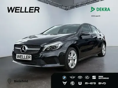 Gebraucht Mercedes A180 Urban 109 PS (80 kW) 2017 Schwarz Limousine