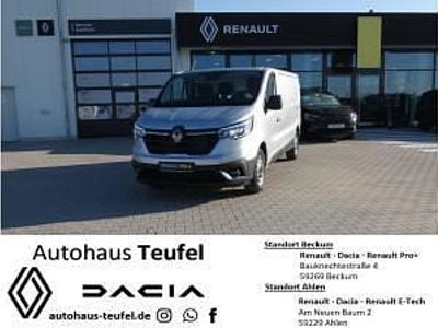 Neu Renault Trafic Komfort 131 PS (96 kW) 2025 Silber (highlandgrau) Van / Kleinbus