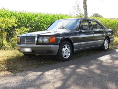 Gebraucht Mercedes E500 252 PS (185 kW) 1988 Blau Limousine
