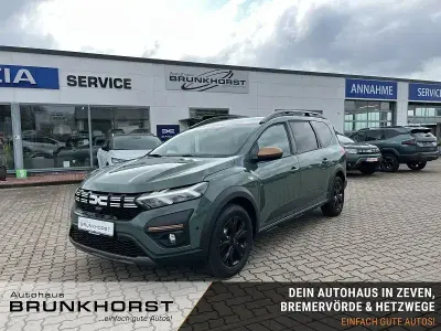 Neu Dacia Jogger Extreme 141 PS (103 kW) 2025 Safarigrüngrau Van / Kleinbus