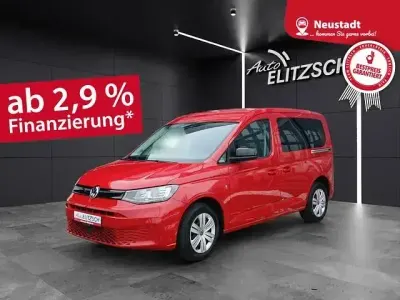 Gebraucht VW Caddy Basis 116 PS (85 kW) 2024 Kirschrot Van / Kleinbus