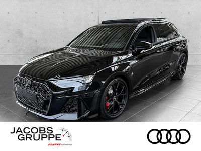 Neu Audi RS3 Sport 400 PS (294 kW) 2026 Schwarz Limousine