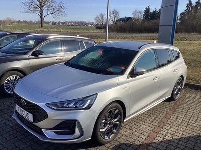 Gebraucht Ford Focus ST-Line X 155 PS (114 kW) 2024 Moondust silver metallic (metallic) Kombi