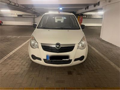 Opel Agila