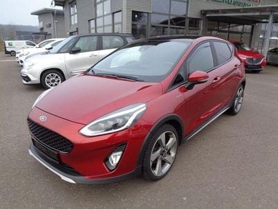 Gebraucht Ford Fiesta Active 140 PS (102 kW) 2019 Rubyrot Kleinwagen