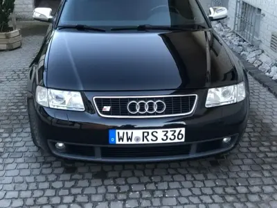 Używany Audi S3 209 KM (153 kW) 1999 Czarny Hatchback