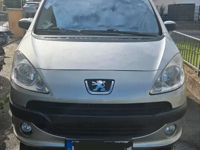 Gebraucht Peugeot 1007 109 PS (80 kW) 2006 Grau Van / Kleinbus