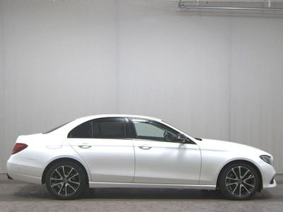 Mercedes E300
