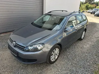 Gebraucht VW Golf VI 140 PS (102 kW) 2010 Grau Kleinwagen