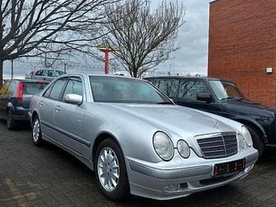 Gebraucht Mercedes E280 204 PS (150 kW) 2002 Limousine