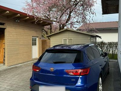 Usata Seat Leon ST 4Drive 300 CV (220 kW) 2020 Blu Station wagon