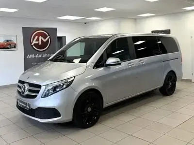 Używany Mercedes V250 AMG 190 KM (139 kW) 2023 Srebrny Minivan
