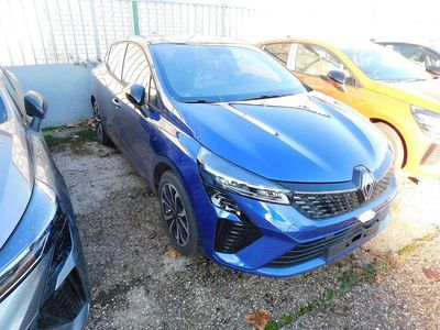 Neu Renault Clio V Techno 90 PS (66 kW) 2025 Blau Limousine