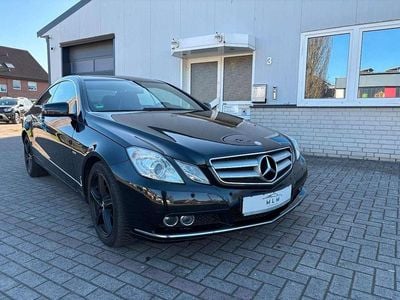 Usata Mercedes E200 184 CV (135 kW) 2010 Nero Coupé