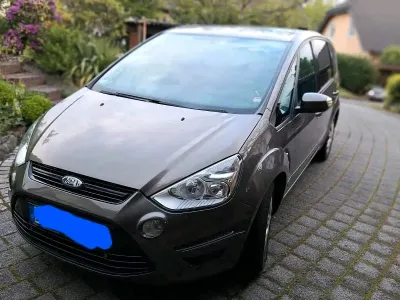 Käytetty Ford S-MAX S 145 HP (106 kW) 2010 Vihreä Tila-auto