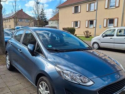 Gebraucht Ford Fiesta Cool & Connect 101 PS (74 kW) 2019 Blau Kleinwagen
