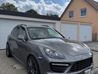 Porsche Cayenne GTS