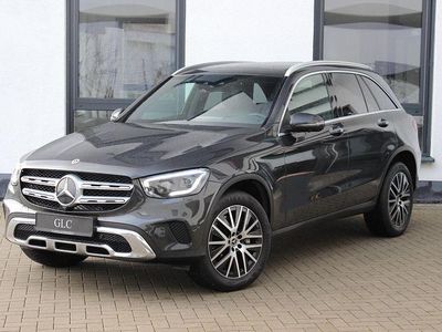 Grau Gebraucht 2020 Mercedes GLC300e Sport SUV | 37.900 € (Fairer Preis)