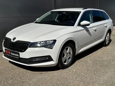 Gebraucht Skoda Superb Ambition 122 PS (89 kW) 2021 Weiß Kombi
