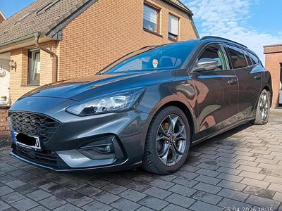 Second-hand Ford Focus ST-Line 122 CP (89 kW) 2019 Gri Break