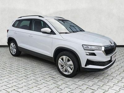 Weiß Neu 2025 Skoda Karoq Selection SUV | 31.938 € (Superpreis)