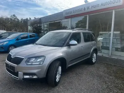 Używany Skoda Yeti Cool Edition 110 KM (80 kW) 2016 Beżowy SUV