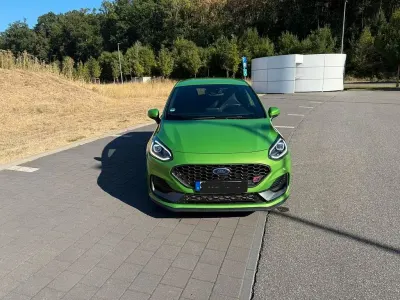 Gebraucht Ford Fiesta ST 200 PS (147 kW) 2023 Grün Kleinwagen
