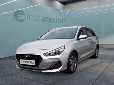 gebraucht Hyundai i30 CW 1.4 Trend Einparkhilfe Sitzh. AHK