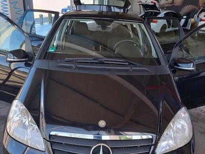 Mercedes A200