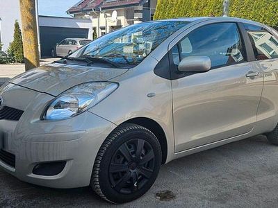 Gebraucht Toyota Yaris Sol 101 PS (74 kW) 2009 Gold Kleinwagen