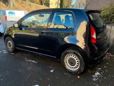 Gebraucht Seat Mii 60 PS (44 kW) 2013 Schwarz Kleinwagen