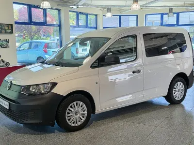 Gebraucht VW Caddy 102 PS (75 kW) 2024 Weiß Van / Kleinbus