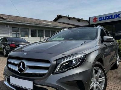 gebraucht Mercedes GLA220 d+8fach+25TKM+Panorama Schiebedach