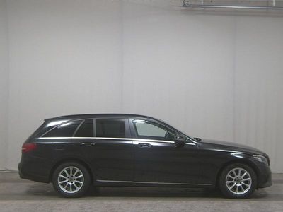 Usata Mercedes C180 122 CV (89 kW) 2020 Nero Station wagon