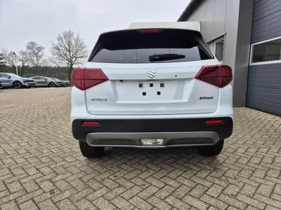 Neu Suzuki Vitara Comfort 110 PS (80 kW) 2026 Cool white pearl metallic cool white pearl metallic SUV