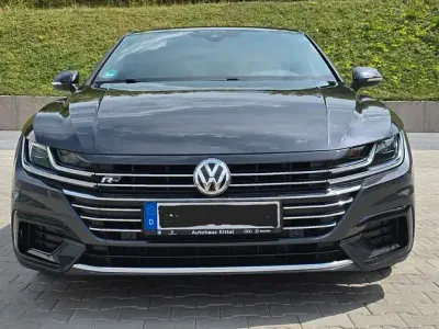 Gebraucht VW Arteon R-line 190 PS (139 kW) 2018 Grau Kleinwagen