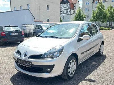Gebraucht Renault Clio II Privilege 88 PS (64 kW) 2006 Silber Limousine