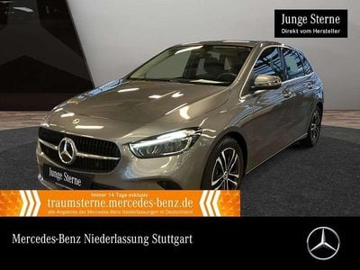Gebraucht Mercedes B200 Advanced 163 PS (119 kW) 2025 Grau Van / Kleinbus