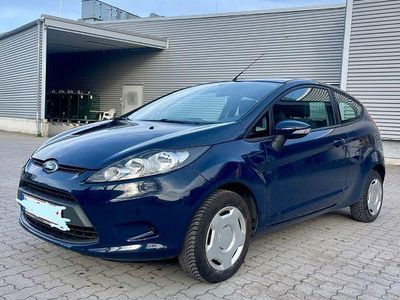 Begagnad Ford Fiesta Trend 60 HK (44 kW) 2009 Blå Sportkupé