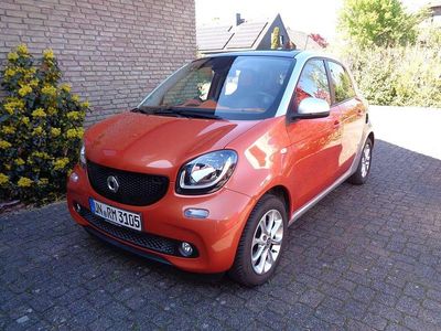 Gebraucht Smart ForFour Passion 71 PS (52 kW) 2015 Orange Kleinwagen