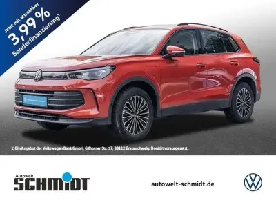 Gebraucht VW Tiguan R 150 PS (110 kW) 2025 Persimmon red metallic SUV