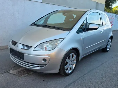 Gebraucht Mitsubishi Colt Motion 95 PS (69 kW) 2006 Grau Kleinwagen