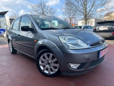 gebraucht Ford Fiesta Ghia/ 4TÜRIG/137TKM/KLIMA/TÜVNEU