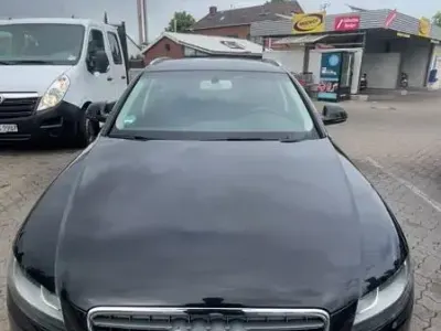 Gebraucht Audi A4 Ambiente 160 PS (117 kW) 2009 Schwarz Kombi