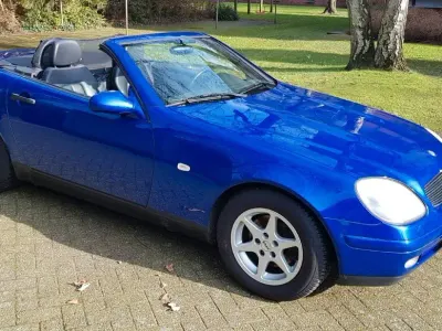 Gebraucht Mercedes SLK200 139 PS (102 kW) 1997 Blau Cabrio