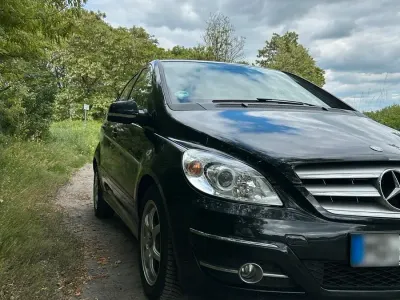 Gebraucht Mercedes B180 109 PS (80 kW) 2008 Schwarz Van / Kleinbus