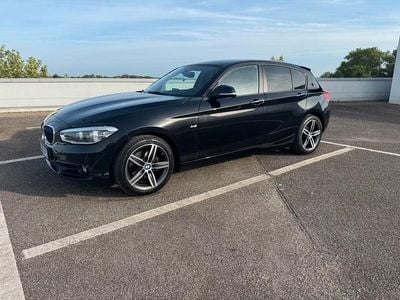 Gebraucht BMW 120 Sport Line 190 PS (139 kW) 2016 Schwarz Kleinwagen