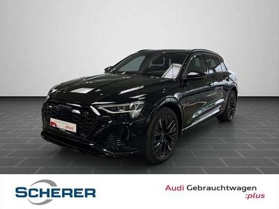 Gebraucht Audi Q8 e-tron Comfort 300 kW (408 PS) 2023 Mythosschwarz metallic (metallic) SUV